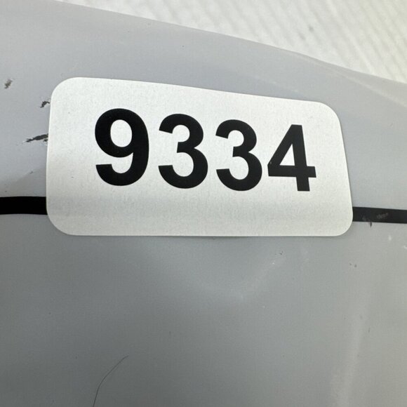 Report Clarice Women's 6.5 Wide  Heeled Short Bootie Gray NWOB + Small Flaw - Picture 16 of 16